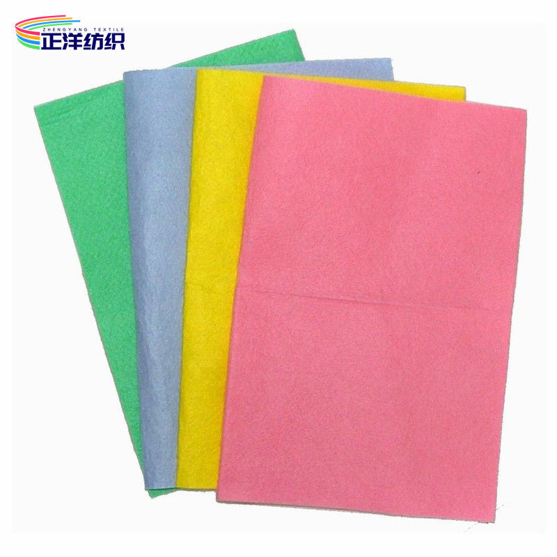 50x60cm Disposable Cleaning Cloths On A Roll 200GSM Absorbent Polyester Viscose Non Woven